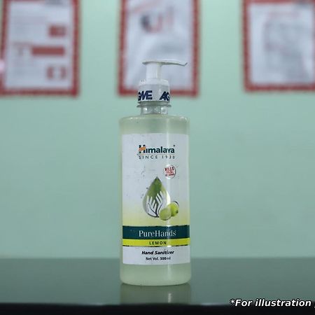 Oyo Lck1233 Rivaaj Palace Lucknow Ngoại thất bức ảnh
