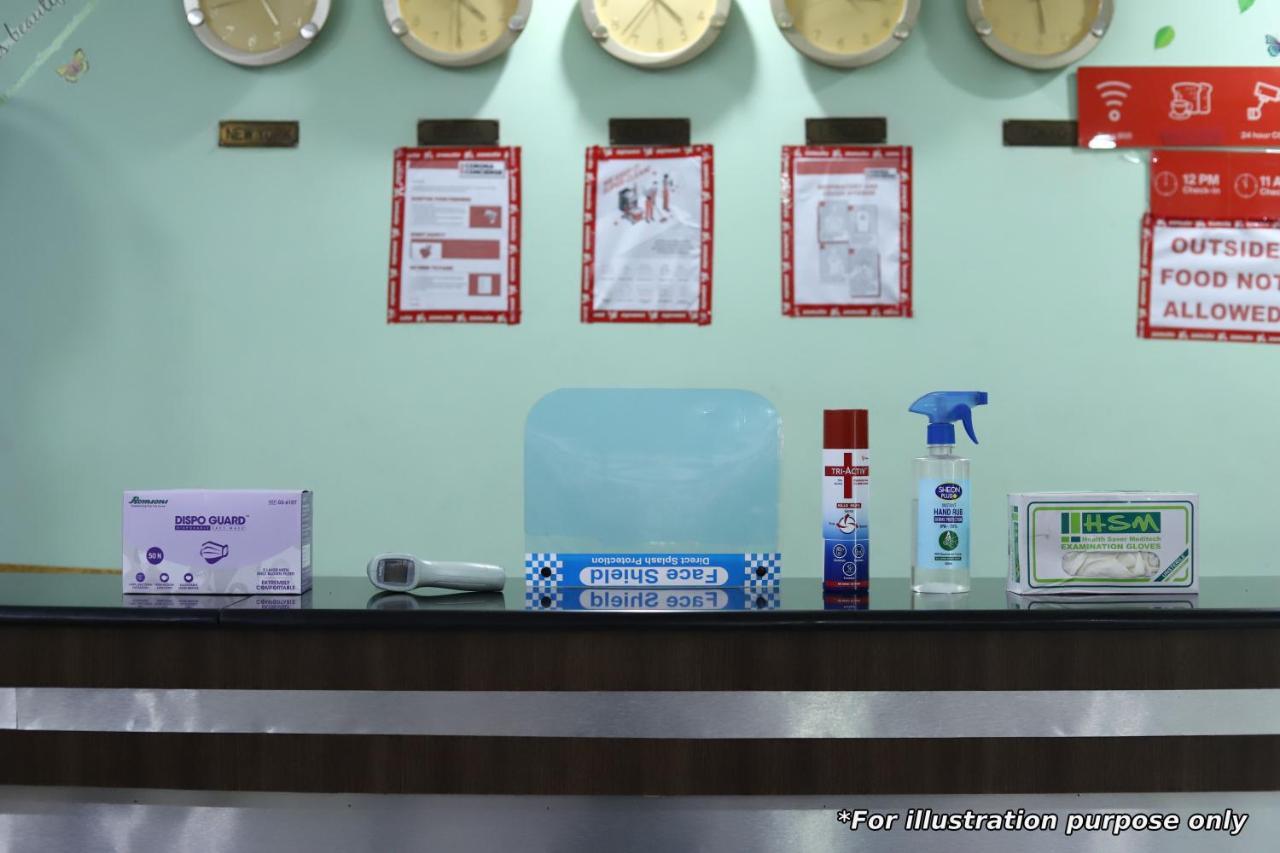 Oyo Lck1233 Rivaaj Palace Lucknow Ngoại thất bức ảnh